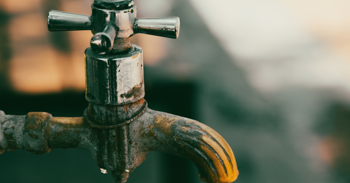 Comment détartrer un robinet : 5 méthodes naturelles efficaces